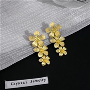 (E4278 1/ Gold)silver wind long style splice three-dimensional flowers earrings  occidental style Metal wind exaggerati