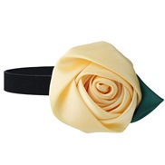 (Ligh  yellow) Cloth imitate rose necklace  Korea velvet Collar chain gift woman
