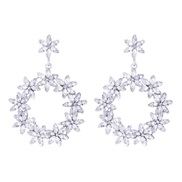 (57548 SV)occidental style geometry Alloy cirque earrings fashion personality temperament luxurious Earring fully-jewel