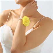 (B2 9 )occidental style wind exaggerating rose bracelet  Pearl samll temperament elegant fashion flower