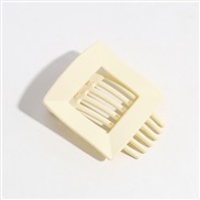 ( Beige)Koreains pure color frosting hollow square high brief hair clip
