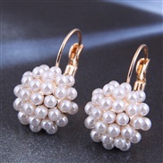 fashion concise Pearl personality woman ear stud buckle