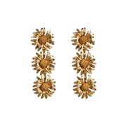 ( Gold)occidental style personality day flowers earrings woman exaggerating multilayer Metal Earring daisy