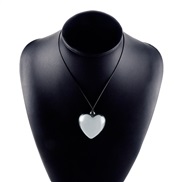 ( White k)occidental style fashion necklace  fashion retro three-dimensional love pendant brief rope clavicle chain wom