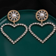 (E2141 3)silver occidental style exaggerating big love earrings  hollow Peach heart fully-jewelled Earring personality 