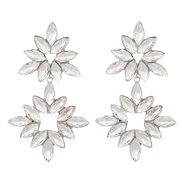 ( Silver) fully-jewelled flowers earrings woman Alloy diamond earring occidental style exaggerating Rhinestone flowers 