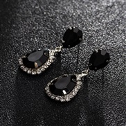 (silvery + Black )Korean style fashion brilliant drop crystal earringsE