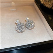 ( Silver needle  Silvergold  electroplated ) gold silver zircon pellet earrings occidental style fashion ear stud style
