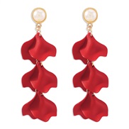 ( red) petal tassel earrings  sweet temperament earring personality exaggerating embed Pearl long style Earring