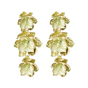 ( yellow)spring Alloy three-dimensional flowers earrings woman occidental style earring fashion trend Bohemian style Ea