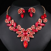 ( red)occidental style exaggerating retro necklace set woman luxurious crystal banquet clavicle chain