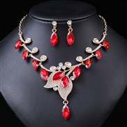 ( red) head occidental style exaggerating retro necklace set woman luxurious crystal banquet clavicle chain