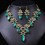( green) head occidental style exaggerating retro necklace set woman luxurious crystal banquet clavicle chain