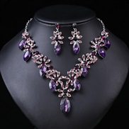 (purple) head occidental style exaggerating retro necklace set woman luxurious crystal banquet clavicle chain