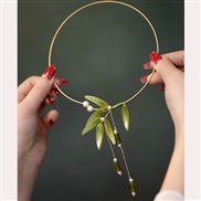 (  green)Acrylic Leaf Pearl tassel Collar samll fresh wind necklace woman