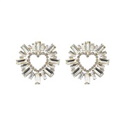 ( white)occidental style Alloy diamond Rhinestone Metal sun flower heart-shaped earrings woman love fashion brief Earri