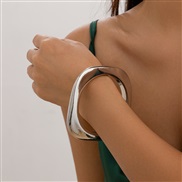 ( 1  White K 2448)occidental style exaggerating Metal wind textured bangle geometry brief surfaceracelet