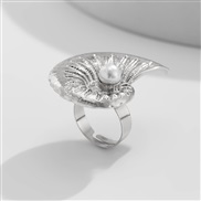 ( 2  White k  78 )occidental style wind Metal starfish ring woman exaggerating imitate Pearl