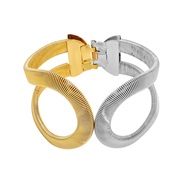 ( Gold+ White k)snake color hollow opening buckle bangle occidental style exaggerating temperament high