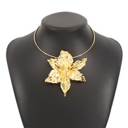 ( Gold)summer Alloy flowers Collar  occidental style same style necklace lady trend exaggeratingnecklace