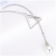 Korean style fashion sweet triangle Pearl personality necklace